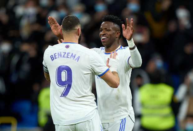 10-Man Barca Drop Points, Benzema & Vinicius Star For Real