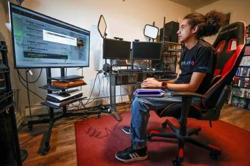 Players with disabilities score in video game world
