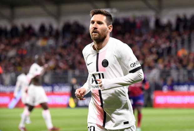 Messi Recommends Signing To PSG?
