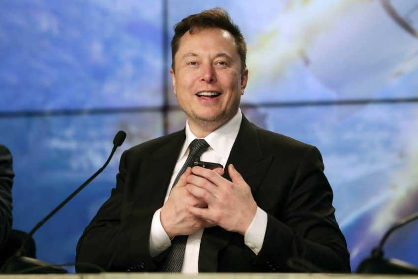 What Elon Musk's dance with Twitter really means