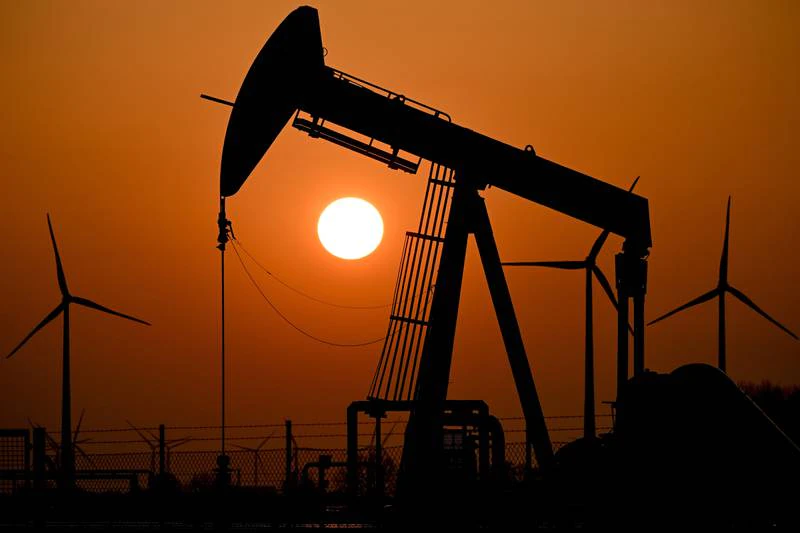 Oil prices rise amid worsening Russia-Ukraine conflict and Libya supply disruption