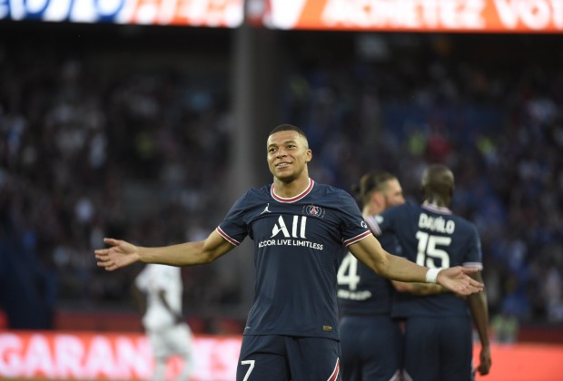 Mbappe Nets Hat-Trick After Signing New PSG Deal