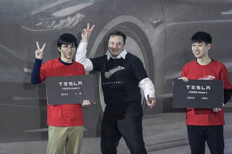 Elon Musk turns back to his playbook as Tesla plans job cuts