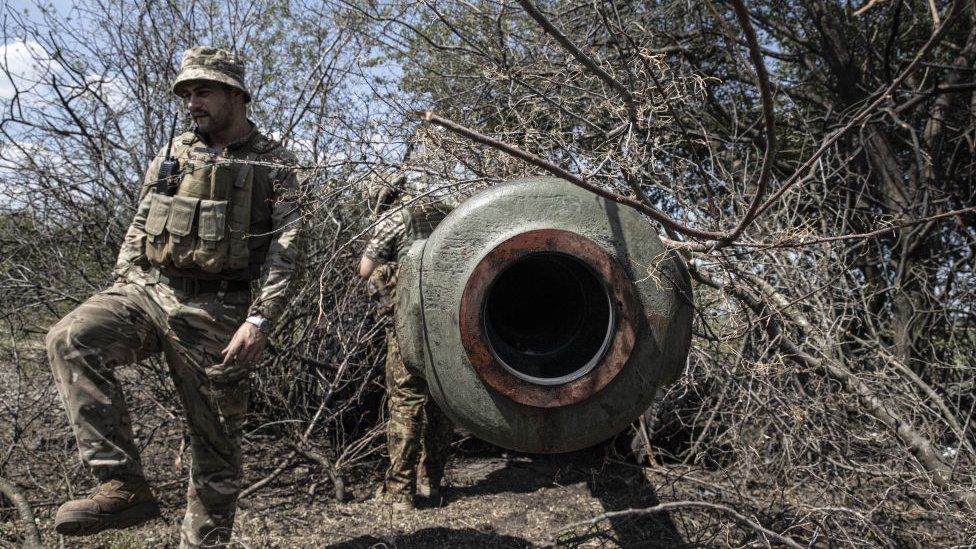 Kherson: Ukraine stepping up counter offensive to retake city - sources