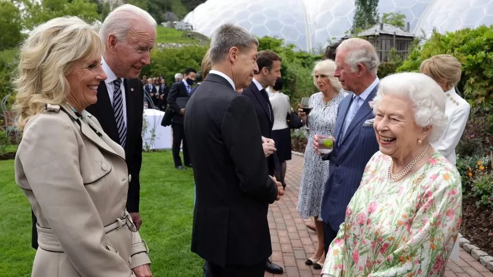 Queen Elizabeth II: World leaders remember a 'kind-hearted Queen'