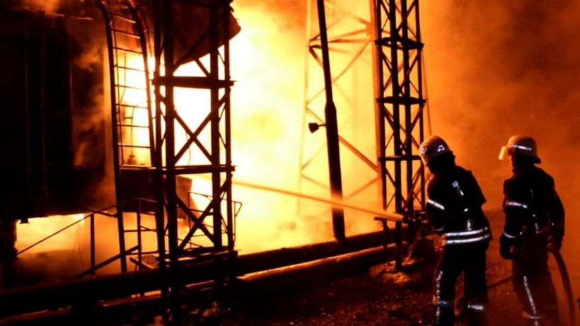 Ukraine war: Kharkiv blackouts caused by targeted Russian attacks - Zelensky