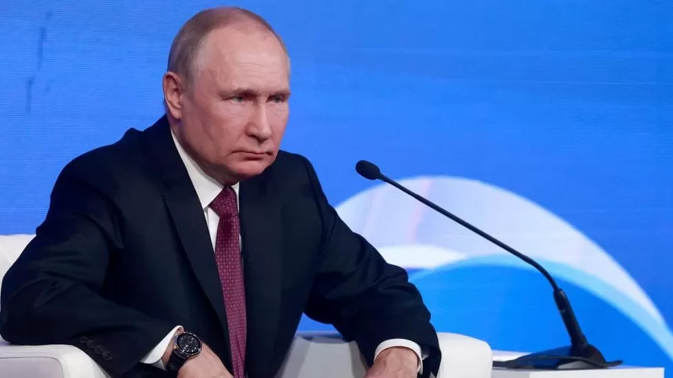 Ukraine war: Putin endorses evacuations from occupied Kherson