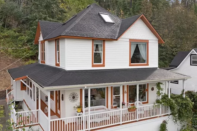The Goonies movie house in Oregon hit the market at 1.65 million