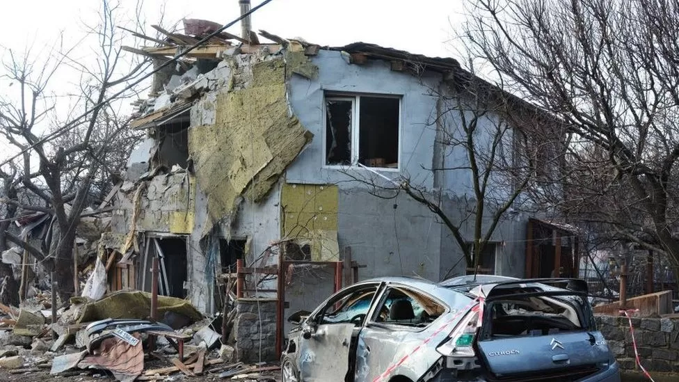 Russia-Ukraine war: Drone attacks continue on Kyiv and eastern Ukraine