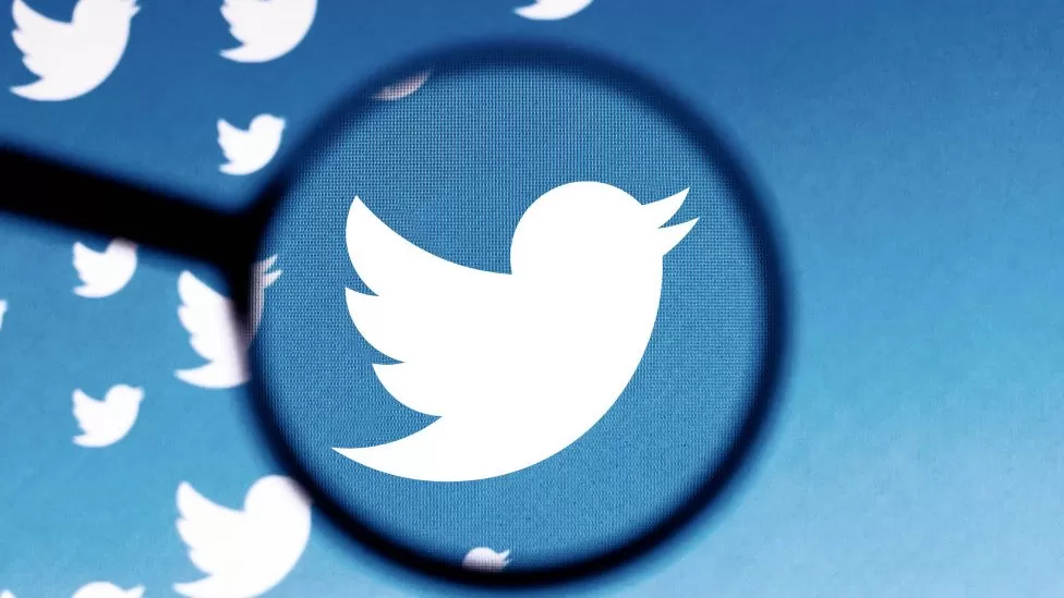 Twitter in data-protection probe after '400 million' user details up for sale