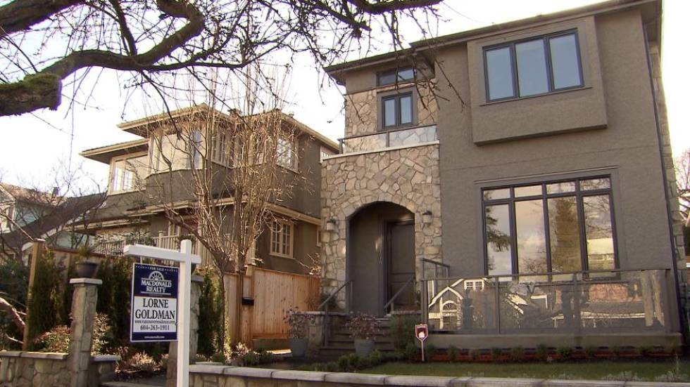 Canadian luxury real estate entering 'buyer's market': Report