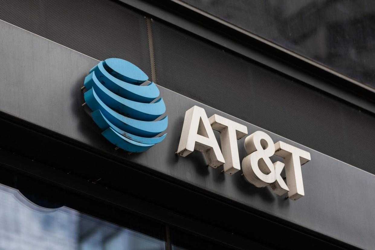 AT&T Launches 5G Wireless Home Internet, Catching Up to Rivals
