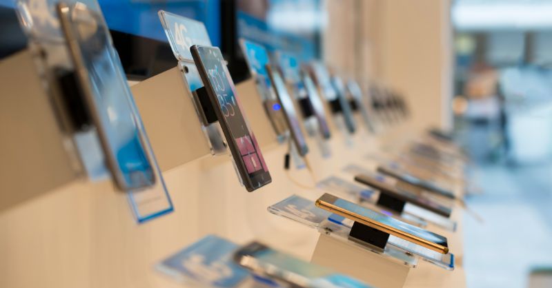 Evolving Smartphone Accessories Market: A Boost for Mobile Phone Users