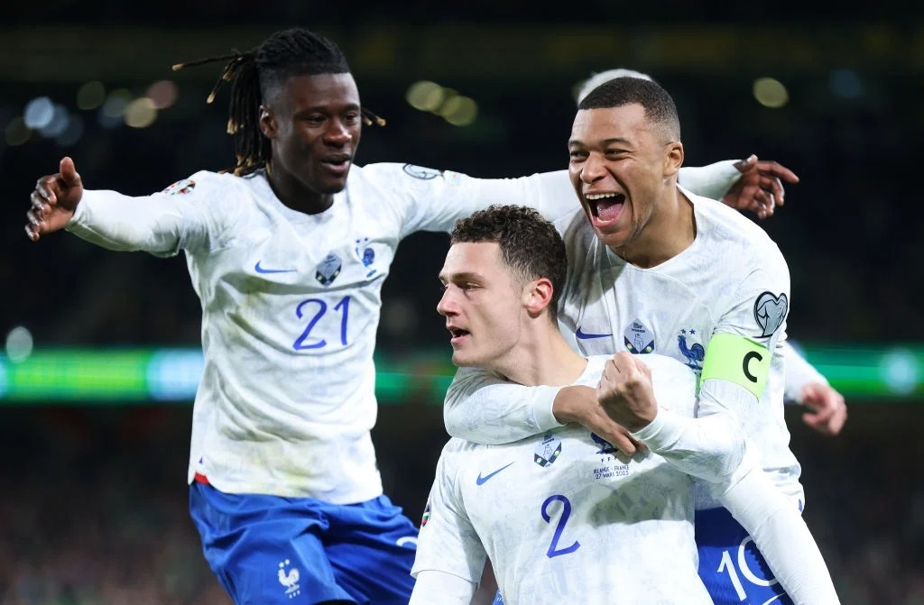 France Maintain Winning Start, Netherlands Bounce Back