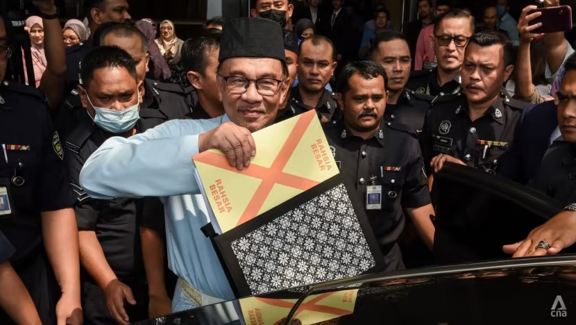 Malaysia PM Anwar tables expansionary budget, aims to lower cost of living