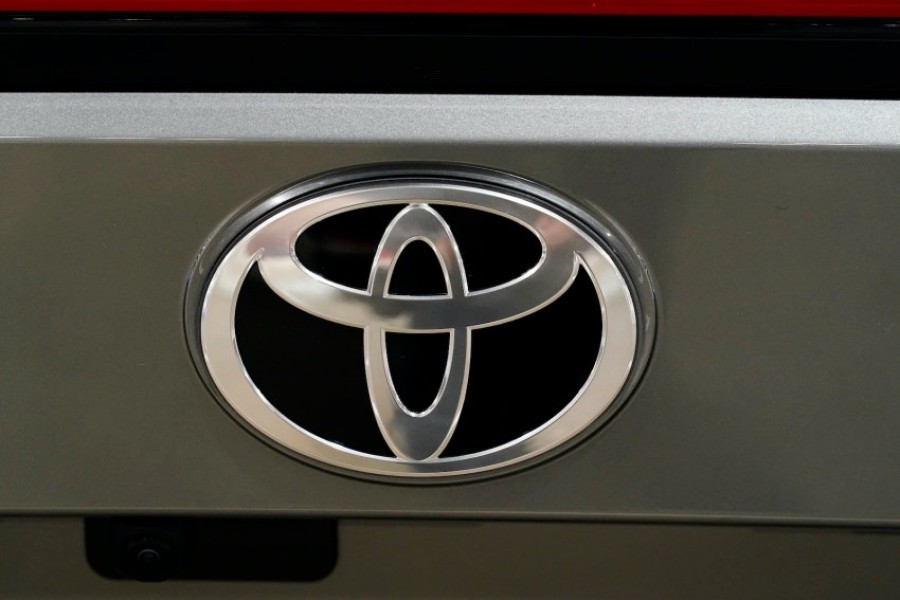 Toyota global output hits new 1-year high on overseas demand