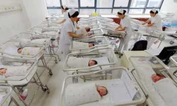 Chinese couples disappoint Beijing as birth rate dips