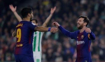 Messi, Suarez lead Barca
