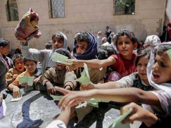 Saudi coalition to give Yemen $1.5 bil. in aid
