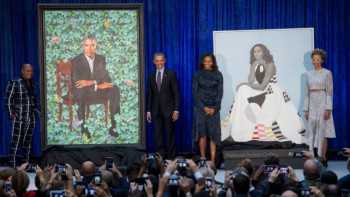 Obamas reveal unconventional portraits