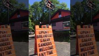'Sarah Sanders welcome any time,' NY restaurant's sign says