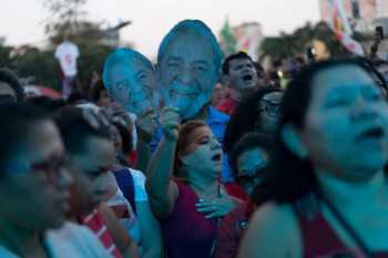 Brazilian celebrities hold 'Free Lula' concert in Rio