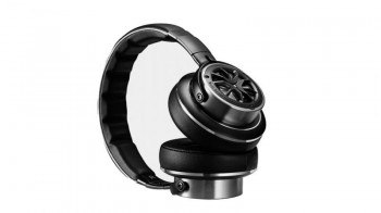 1More launches Triple Driver over-ear headphones in India