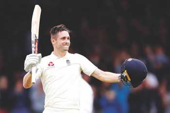 Ton-up Woakes Lord's over India