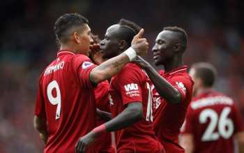 Salah on target as Liverpool start with easy win over West Ham