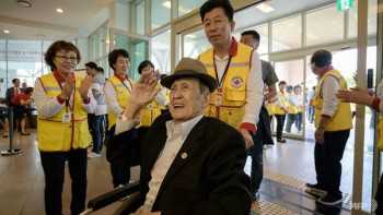 South Korean families gather on eve of rare reunion