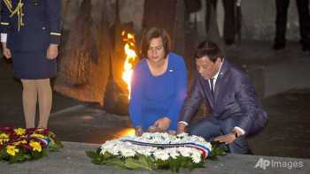 Philippine leader visits Israeli Holocaust memorial