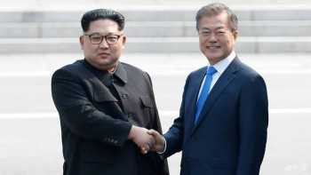Two Koreas agree to hold September summit in Pyongyang: Seoul