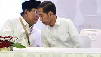 Indonesia kicks off presidential race as currency slumps