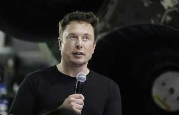 ‘Reckless tweet’ costs Musk Tesla chairman role, $20 mil.