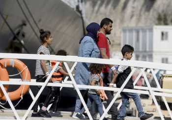 After standoff, migrants finally set foot on Malta