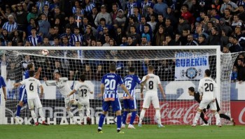 Real troubles deepen with shocking Alaves defeat