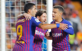Barca lose Liga lead after exciting draw at Valencia