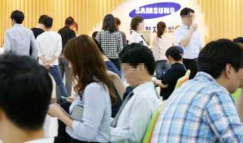 Samsung Phone Users Suffer Dearth of Service Centers