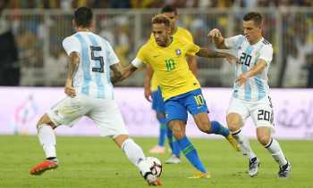 Brazil beat Messi less Argentina by 1-0 goal