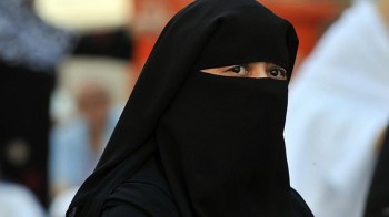 Woman told to either stop wearing hijab at workplace or resign in Pak