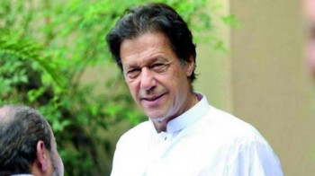 Imran Khan calls for dialogue with India to resolve Kashmir dispute