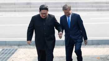 Two Koreas, UN forces agree to remove weapons at border