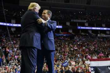Trump escalates immigration rhetoric at rally to boost Cruz