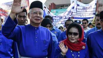 Negeri Sembilan palace strips Najib, Rosmah of Datuk Seri titles