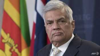 Sri Lanka plunges into crisis as president sacks PM