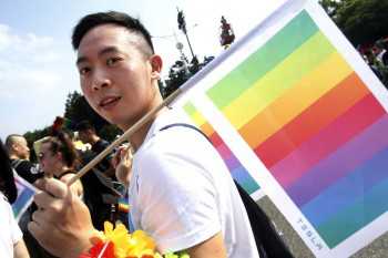 Taiwan Gay Pride parade pushes referendum vote