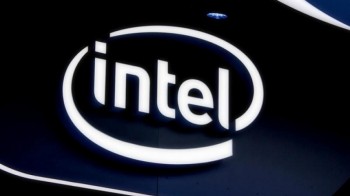 Intel says more women, blacks in workforce after diversity push