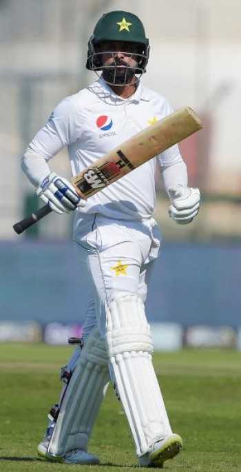 Hafeez to retire from Test cricket