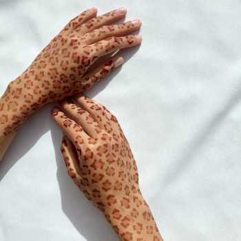 Meet the Dubai henna artist inspiring a new generation with her contemporary, minimalist designs