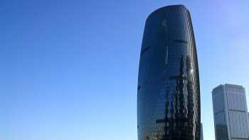 Zaha Hadid Architects's Leeza Soho (and the world's tallest atrium) opens in Beijing